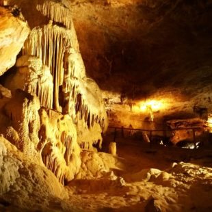 Grotte des Moidons