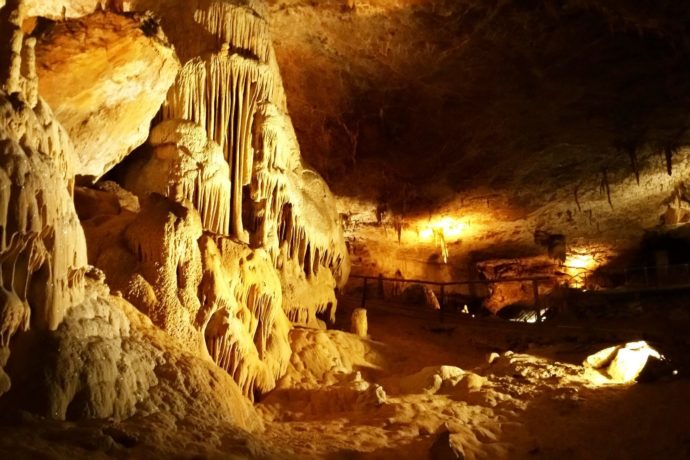 Grotte des Moidons