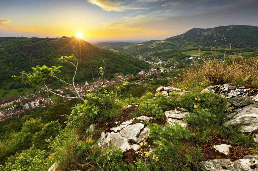 Salins-les-Bains ville départ de la Montée du Poupet
