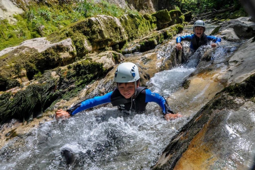 Canyoning en famille dans le Grosdard © Horizon Canyon