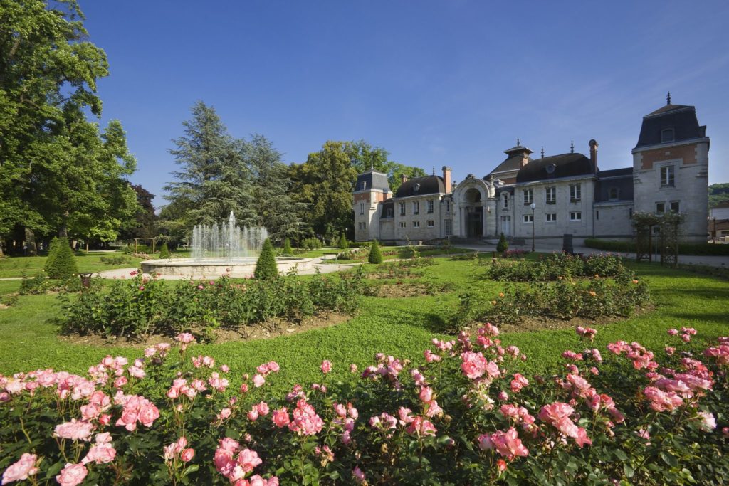 Thermes de Lons-le-Saunier et parc des Bains © Stéphane Godin/Jura Tourisme