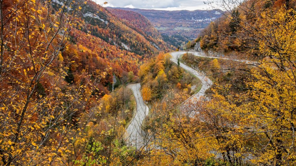 Les Lacets de Septmoncel, montée remarquable pour le vélo © Maxime Coquard/Jura Tourisme