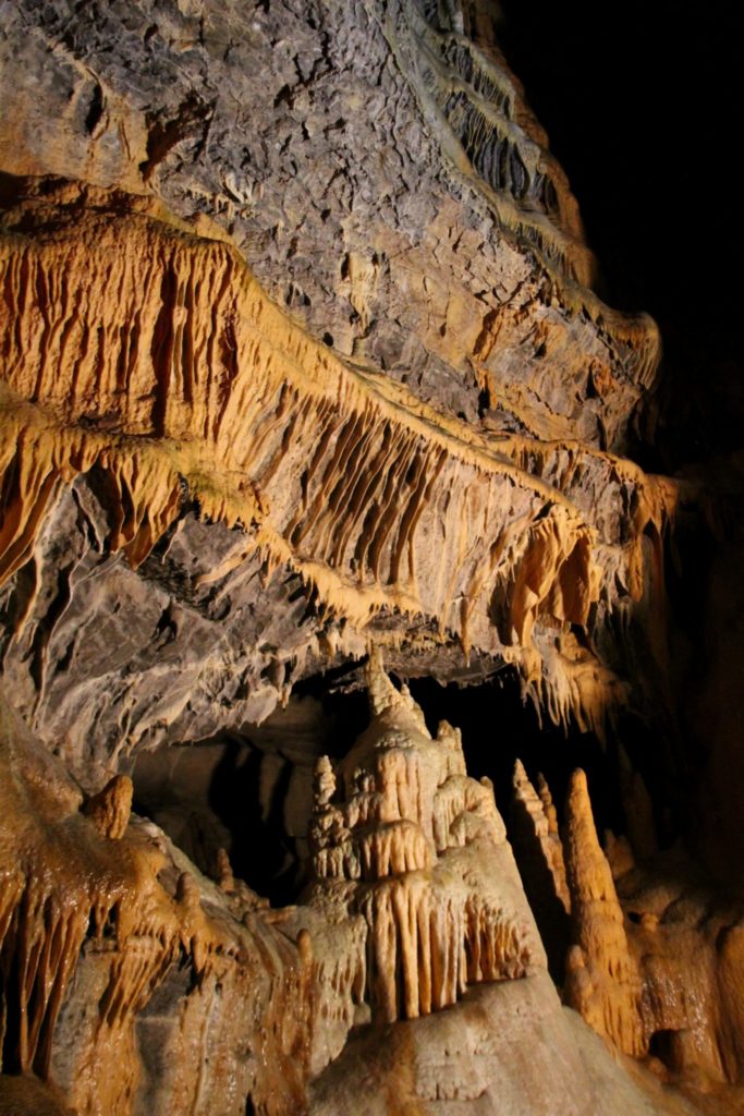 Grotte de Baume-les-Messieurs © Jura Tourisme