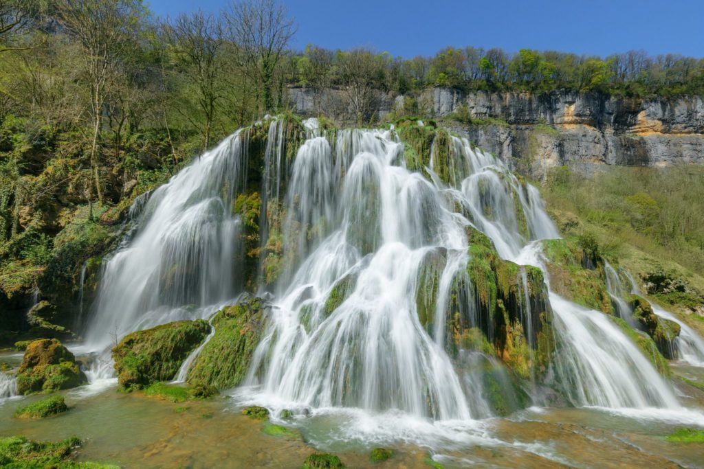 Cascade de tufs de Baume-les-Messieurs © Stéphane Godin/Jura Tourisme