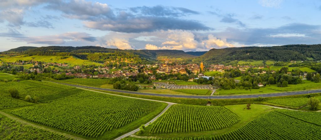 Vue sur le vignoble d'Arbois © Stéphane Godin / Jura Tourisme