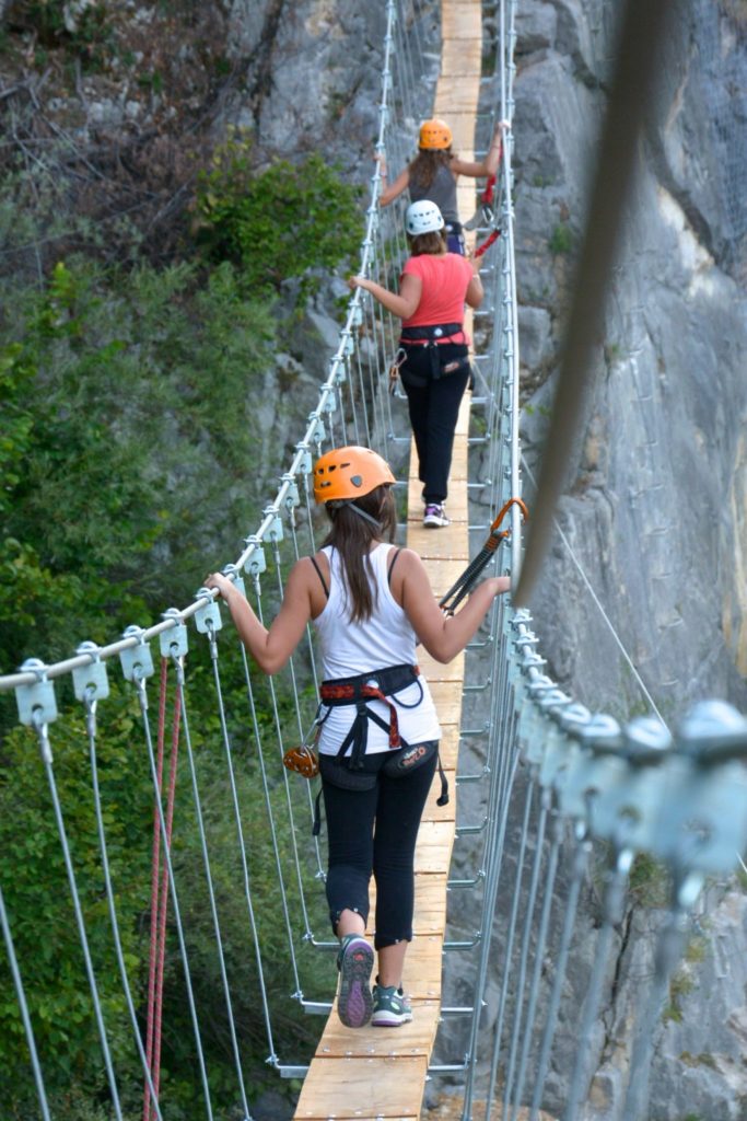 Via Ferrata à la Roche au Dade © Jack Carrot/Jura Tourisme