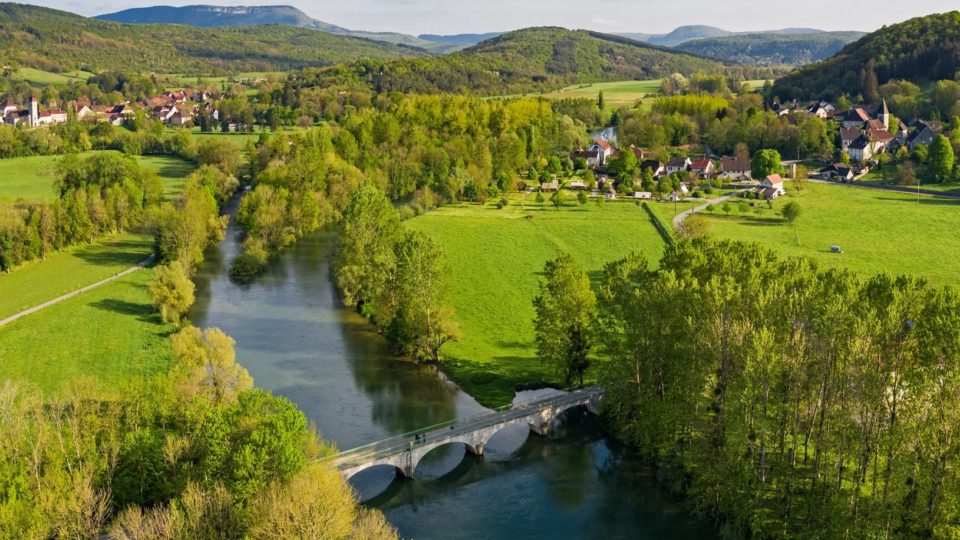 Champagne-sur-Loue © Stéphane Godin/Jura Tourisme 