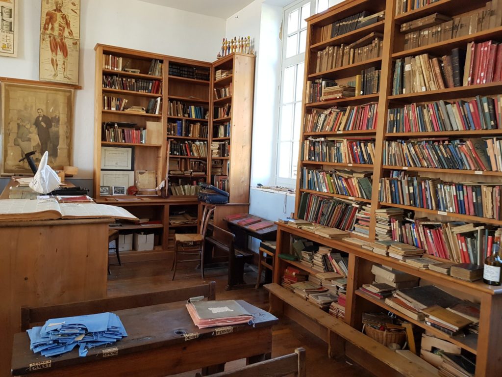 École d'autrefois à Château-Chalon © Jura Tourisme