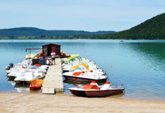 Plage du Domaine de Chalain
