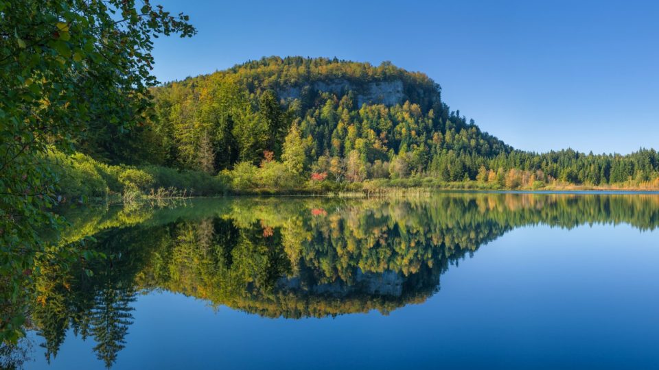 Lac de Bonlieu © www.stephane-godin.com/Jura Tourisme 