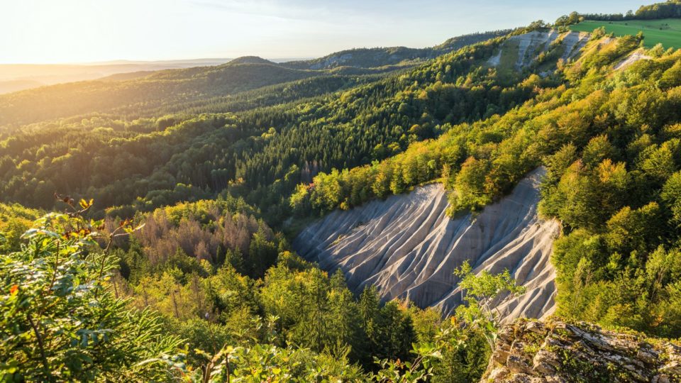 La roche fendue © www.stephane-godin.com/Jura Tourisme