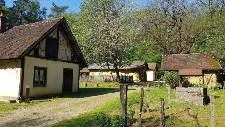 Forêt de Chaux - Baraque du 14 
© Jura Tourisme