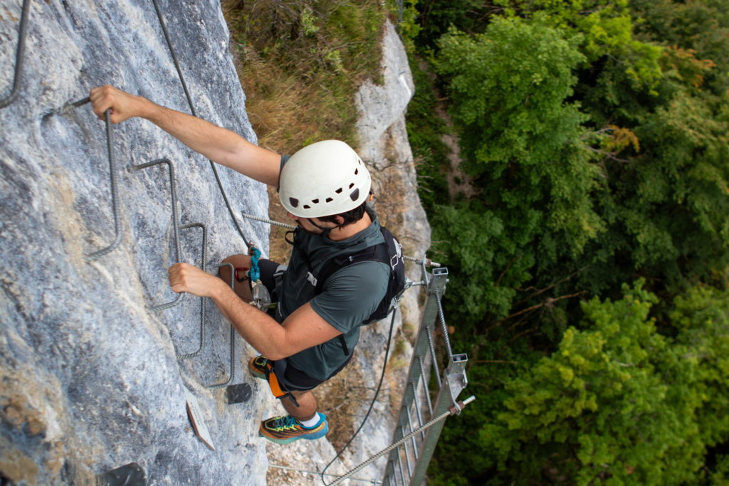 via ferrata du Regardoir © Salomé Robin/Jura Tourisme