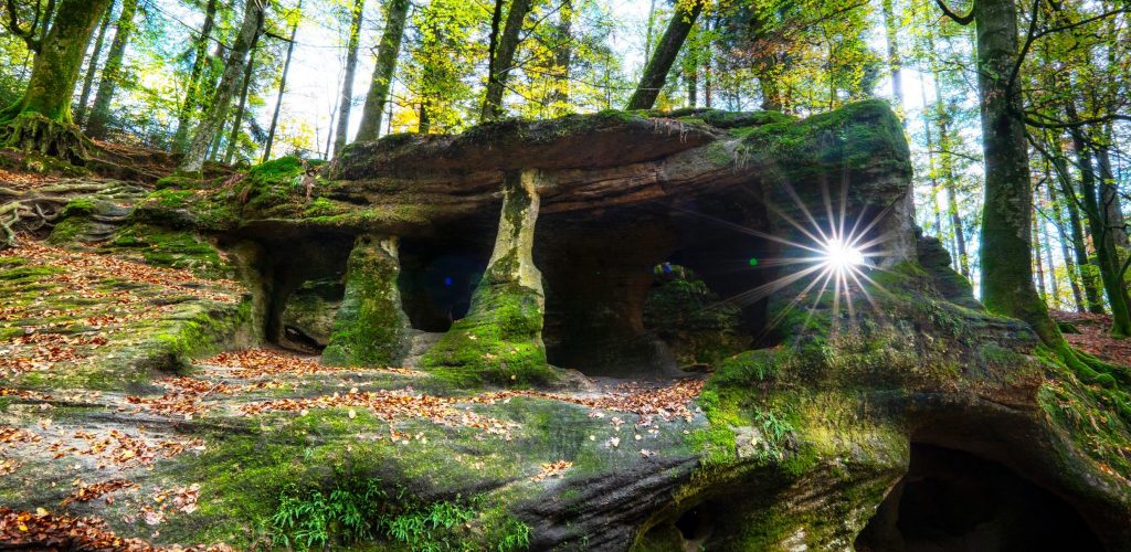 Grotte de l'ermitage © Hugo Barré-Chaubet / Dole Tourisme