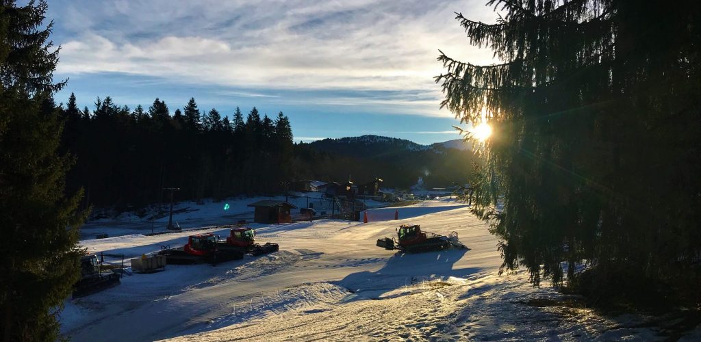 Dameur sur le massif franco-suisse de la Dôle © Jura Tourisme