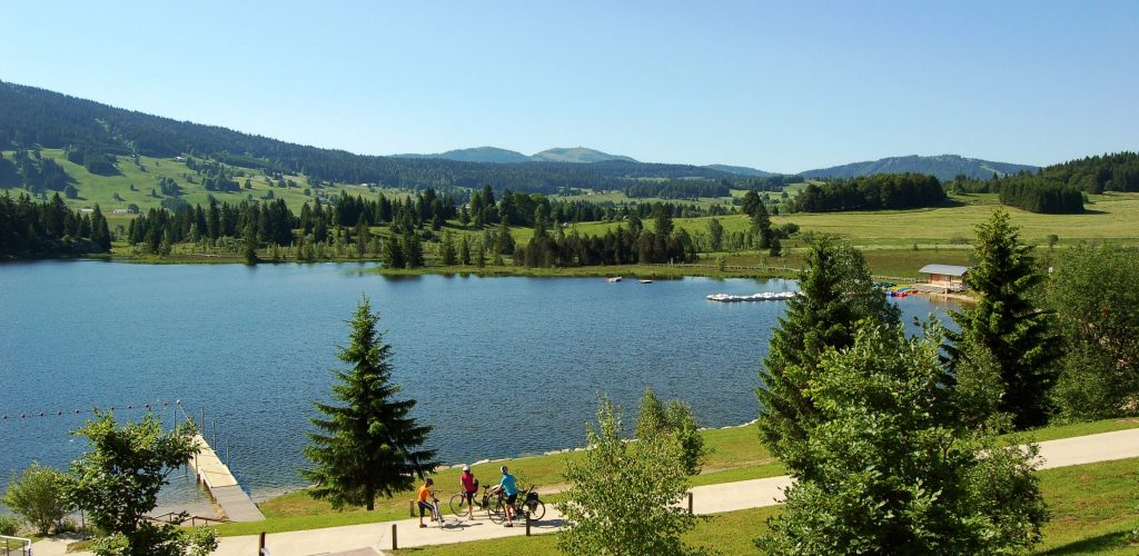 juratourisme_05605_a5 Lac des Rousses