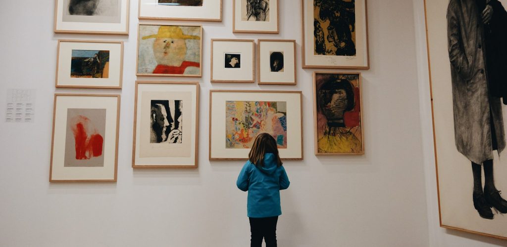 Musée de l’Abbaye - donations Guy Bardone - René Genis ©noscoeursvoyageurs.fr