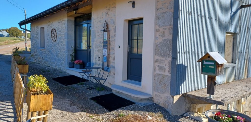 © Refuge Les Prés Volants