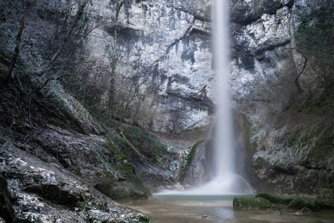 Cascade de la Quinquenouille Jura Hiver