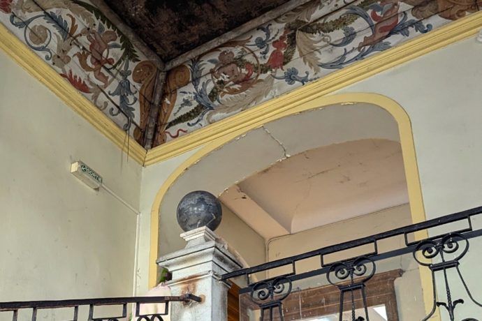 ©Camille.R_Prieuré_de_Vaux_escalier(2024)