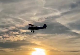 MB Aéro – baptêmes de l&rsquo;air en biplan Stampe SV4-RS