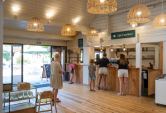 Huttopia – La Plage Blanche