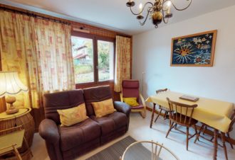 Appartement dans maison des propriétaires – R204REN88