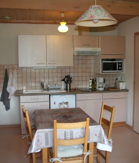 Studio (Renard) en maison mitoyenne – R322BAIST