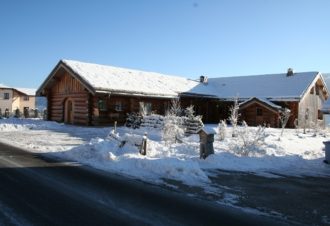 Les Humaneries – Appartement en chalet – B402FLO00