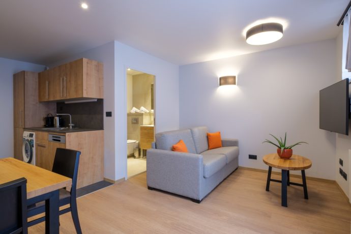 16pac-Studio-N1-DSCF0022