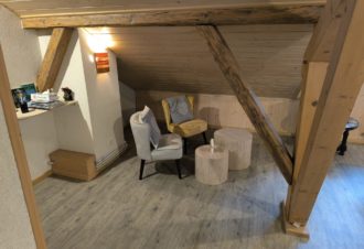 Appartement en maison mitoyenne – R522BAI00