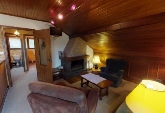 Appartement dans maison des propriétaires – R224REN60