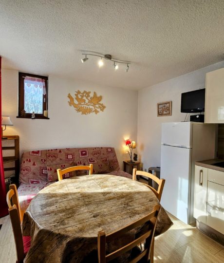 Les Crêtets – Studio mezzanine en résidence – R333DES00