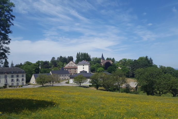 2. les Maison de Châtel