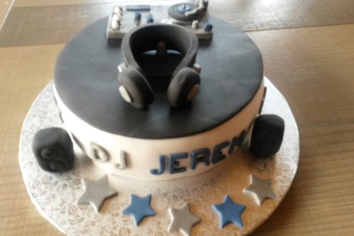 Gâteau thème musique (anniversaire adulte)