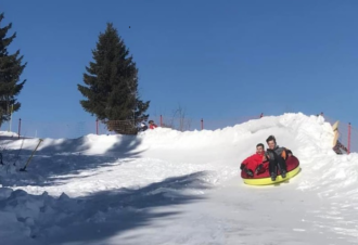Snow tubing