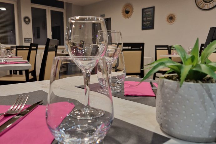 salle de restaurant – le Grandvallier