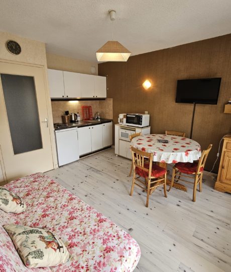 Le Muguet – Studio en résidence – P412PRO00