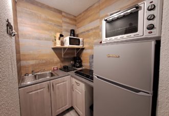 Les Campènes –  Studio en résidence – R422PAR00