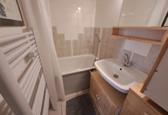 Le Cernois – Studio en résidence – P402KAR00