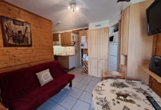 Le Cernois – Studio en résidence – P402KAR00