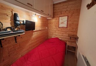 Le Cernois – Studio en résidence – P402KAR00