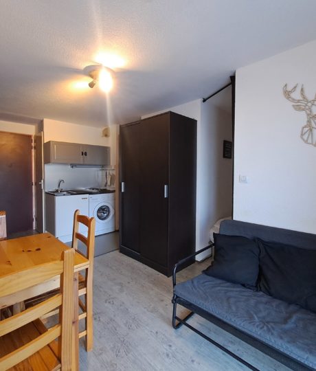 Le Cernois – Studio en résidence – P402DOR00