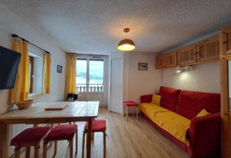 L’Orée des Pistes – Studio en résidence – R412MOR00