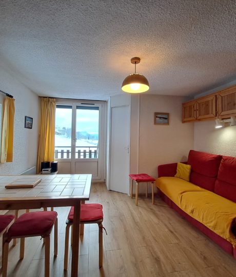 L’Orée des Pistes – Studio en résidence – R412MOR00