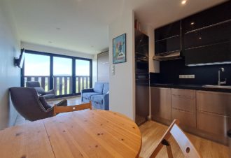 Le Lacuzon – Studio en résidence – R462HEN00