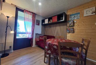 Les Crêtets – Studio mezzanine en résidence – R432BOUR00