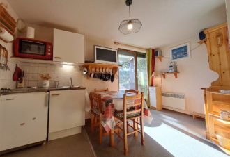 Le cernois- Studio en résidence- P431CON00