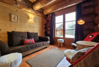Les Humaneries – Appartement en chalet – B402FLO00