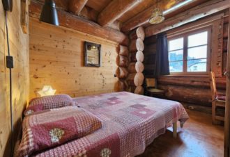 Les Humaneries – Appartement en chalet – B402FLO00